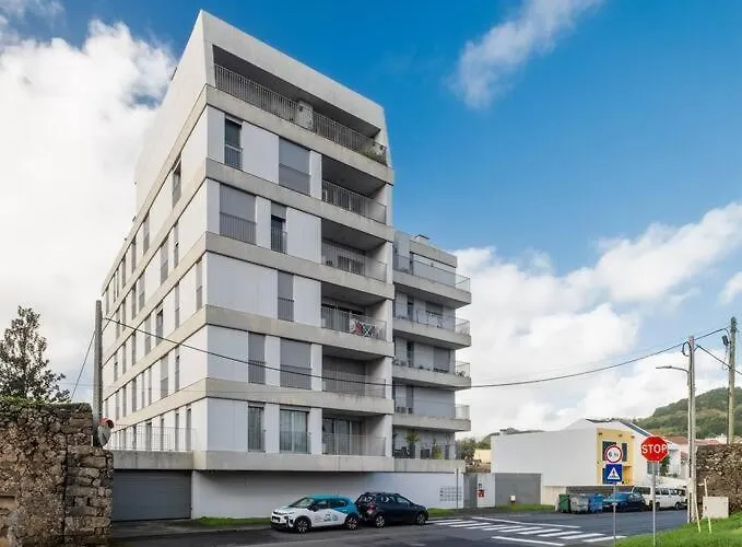 Quiet & Comfy Azorean Sapphire *