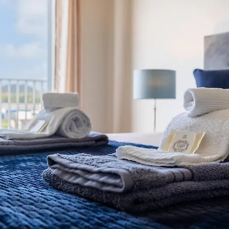 Quiet & Comfy Azorean Sapphire Tatil Evi Fajã de Baixo