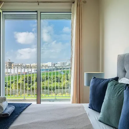 Quiet&comfy Azorean Sapphire Feriehus *